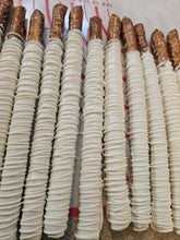 Load image into Gallery viewer, Chocolate covered pretzels