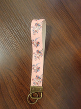 Load image into Gallery viewer, Faux Leather Wristlet