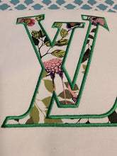 Load image into Gallery viewer, Floral letters